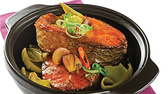 Cá trắm kho dưa cải