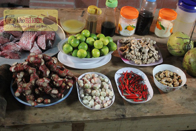 Nguyên liêu làm cá kho Bá Kiến