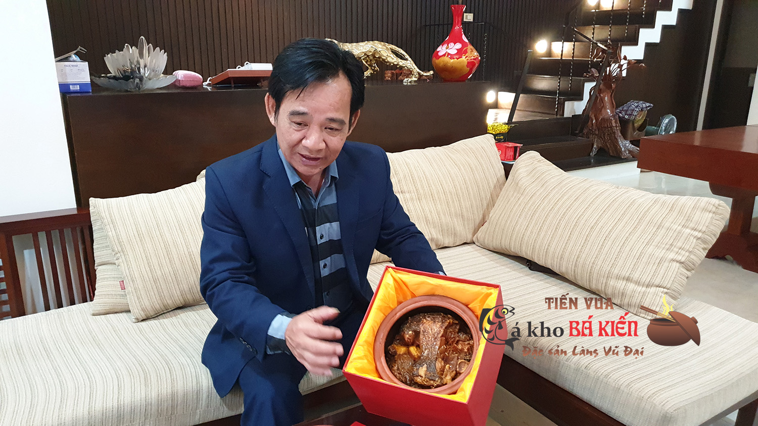 Nghệ sĩ hài Quang Tèo cực kỳ ấn tượng với món cá kho Tiến Vua